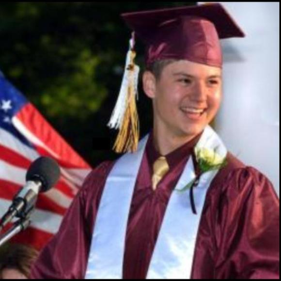 Meet your Posher, Liam - Picture 2 of 2